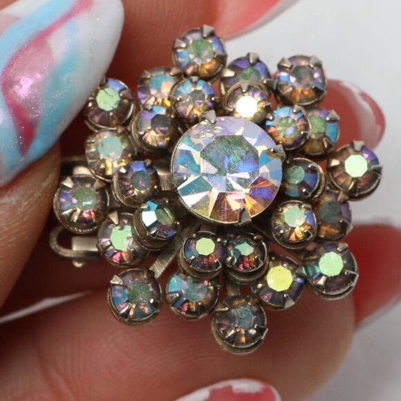 Vintage WEISS Iridescent Aurora Borealis Rhinestone Cluster Clip Earrings MCM - Picture 5 of 11